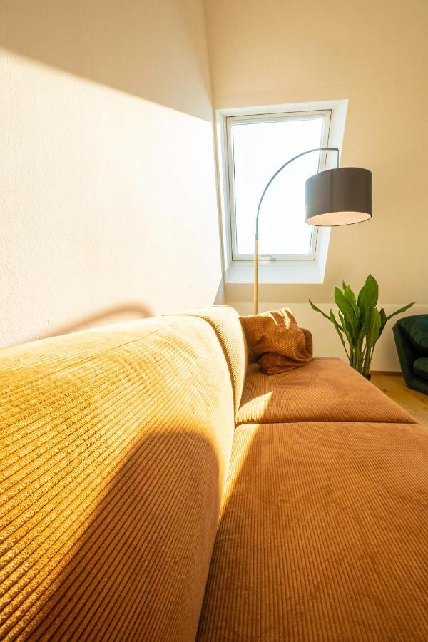Orestaliving - Penthouse In 2Nd District With View Vienna Esterno foto